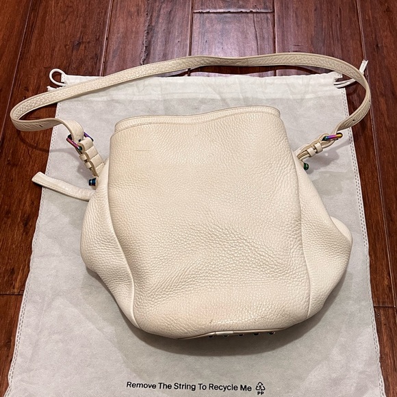 Alexander Wang Rockie Bucket Tote Iridescent oil slick hardware two way crème - Picture 6 of 12